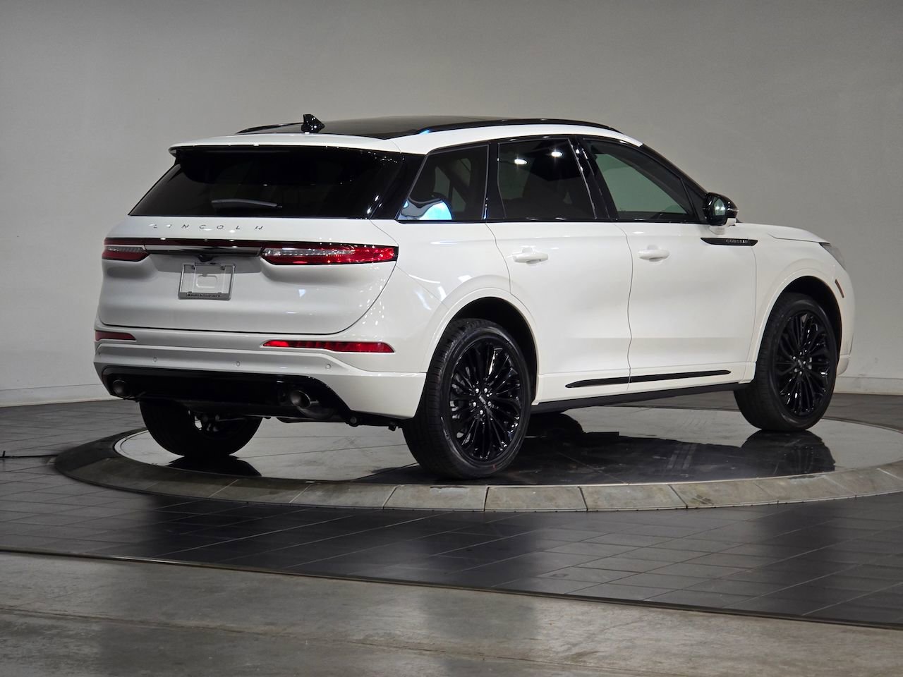 New 2026 Lincoln Corsair Reserve AWD/4WD video 4