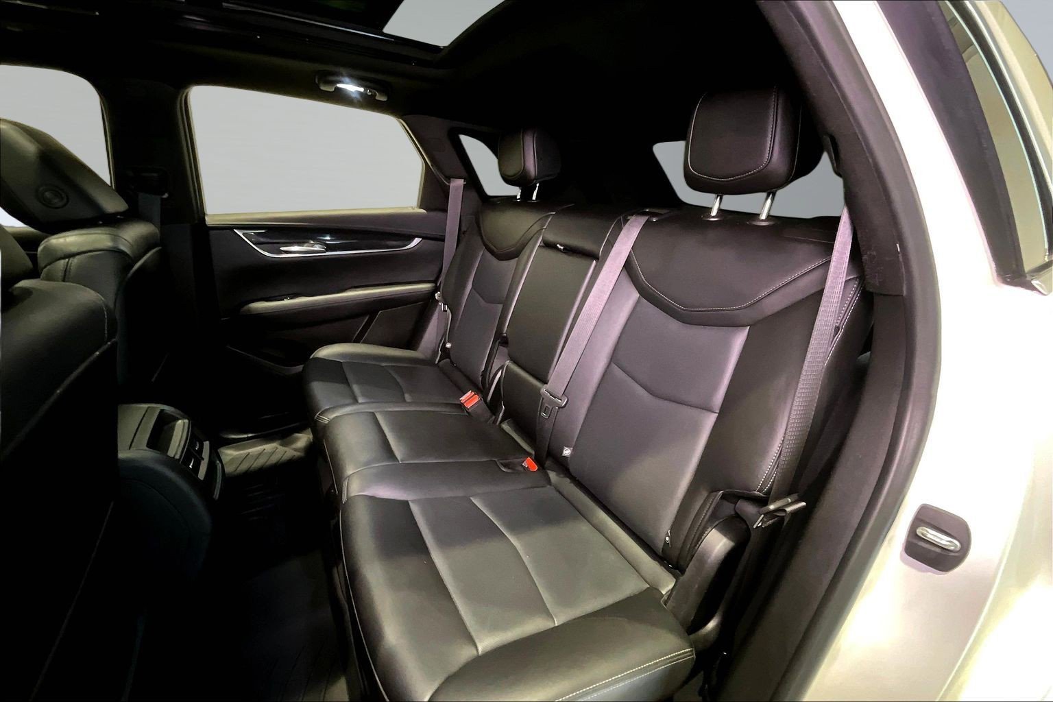 Used 2022 Cadillac XT5 Premium Luxury FWD image 21
