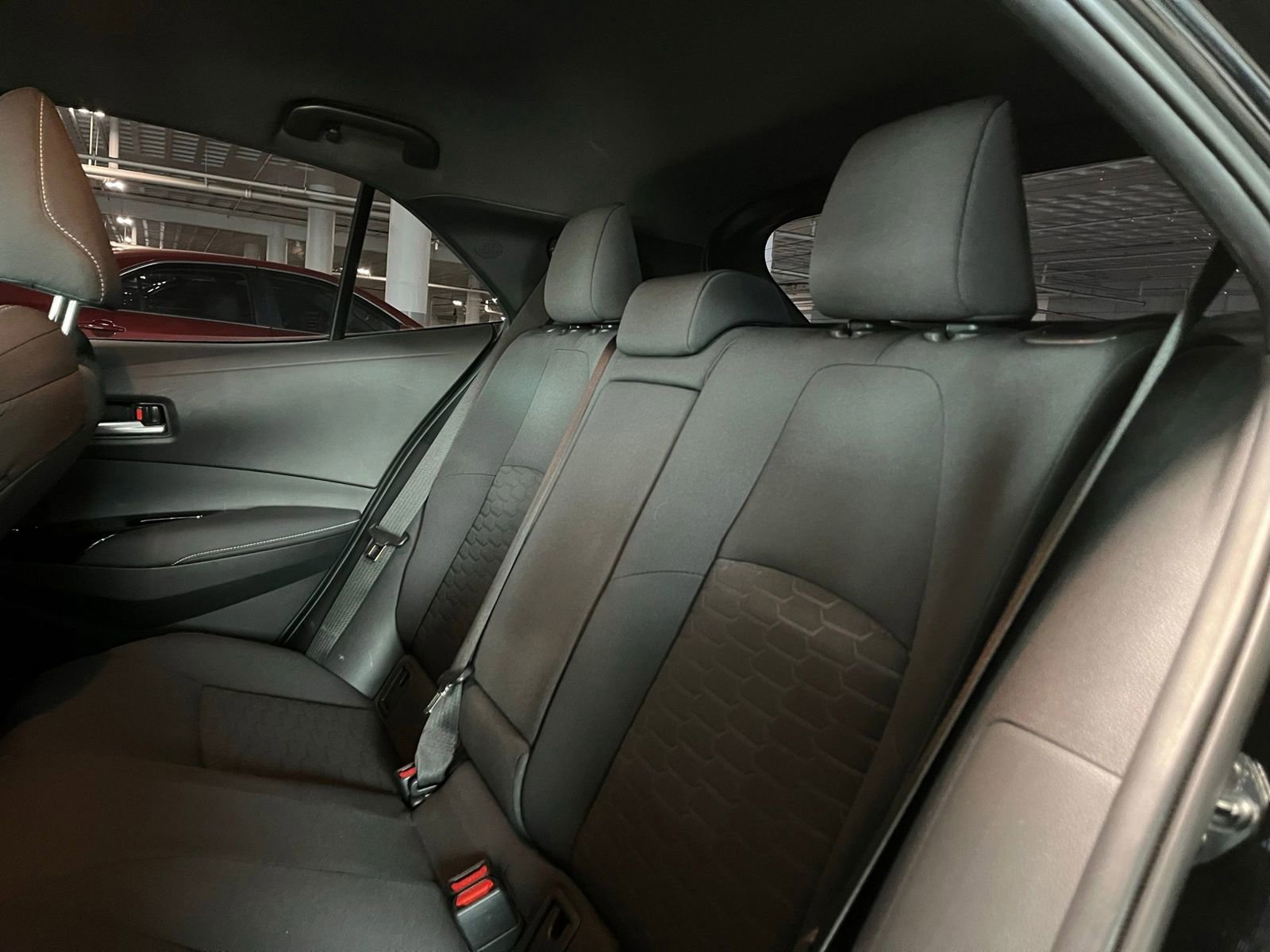 Used 2022 Toyota Corolla SE FWD image 30