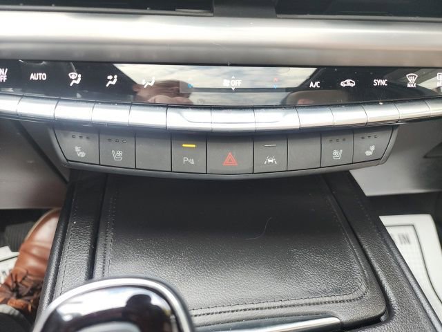 Used 2024 Cadillac XT4 Premium Luxury AWD/4WD image 22
