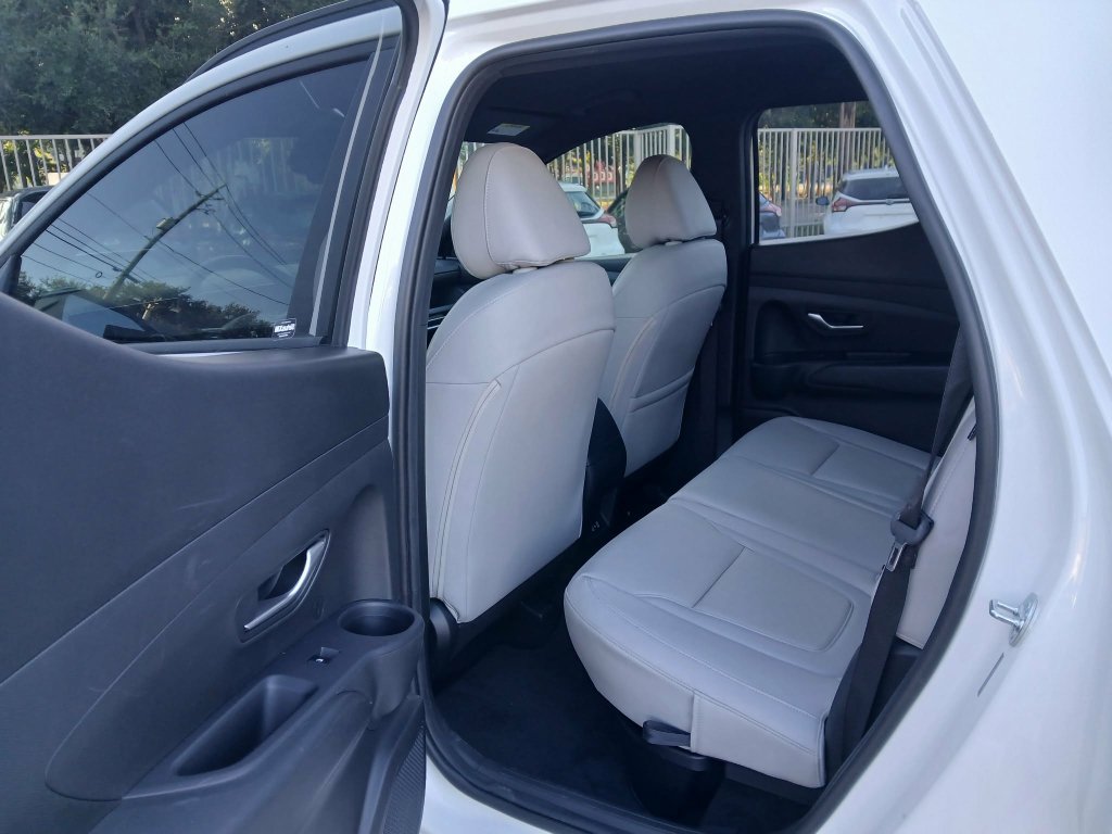 Used 2026 Hyundai Santa Cruz SEL FWD image 11