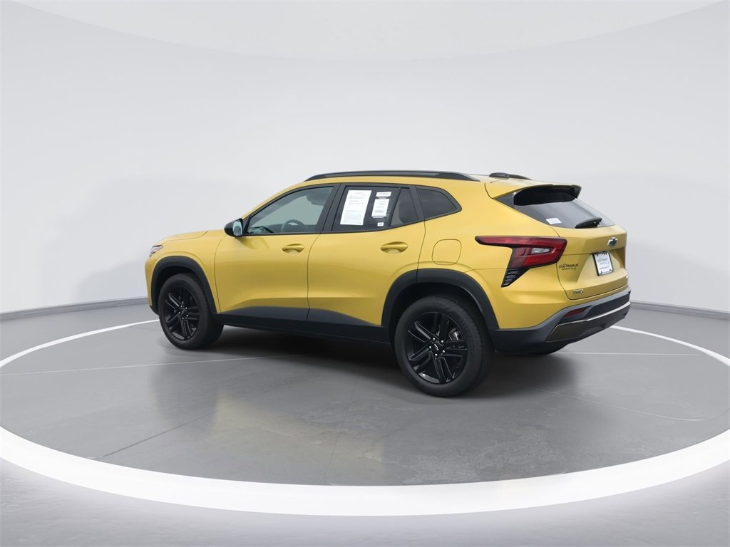 Used 2024 Chevrolet Trax ACTIV image 6