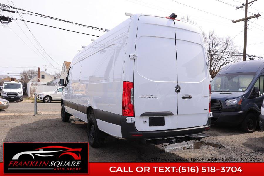 Used 2024 Mercedes-Benz Sprinter 2500 image 7