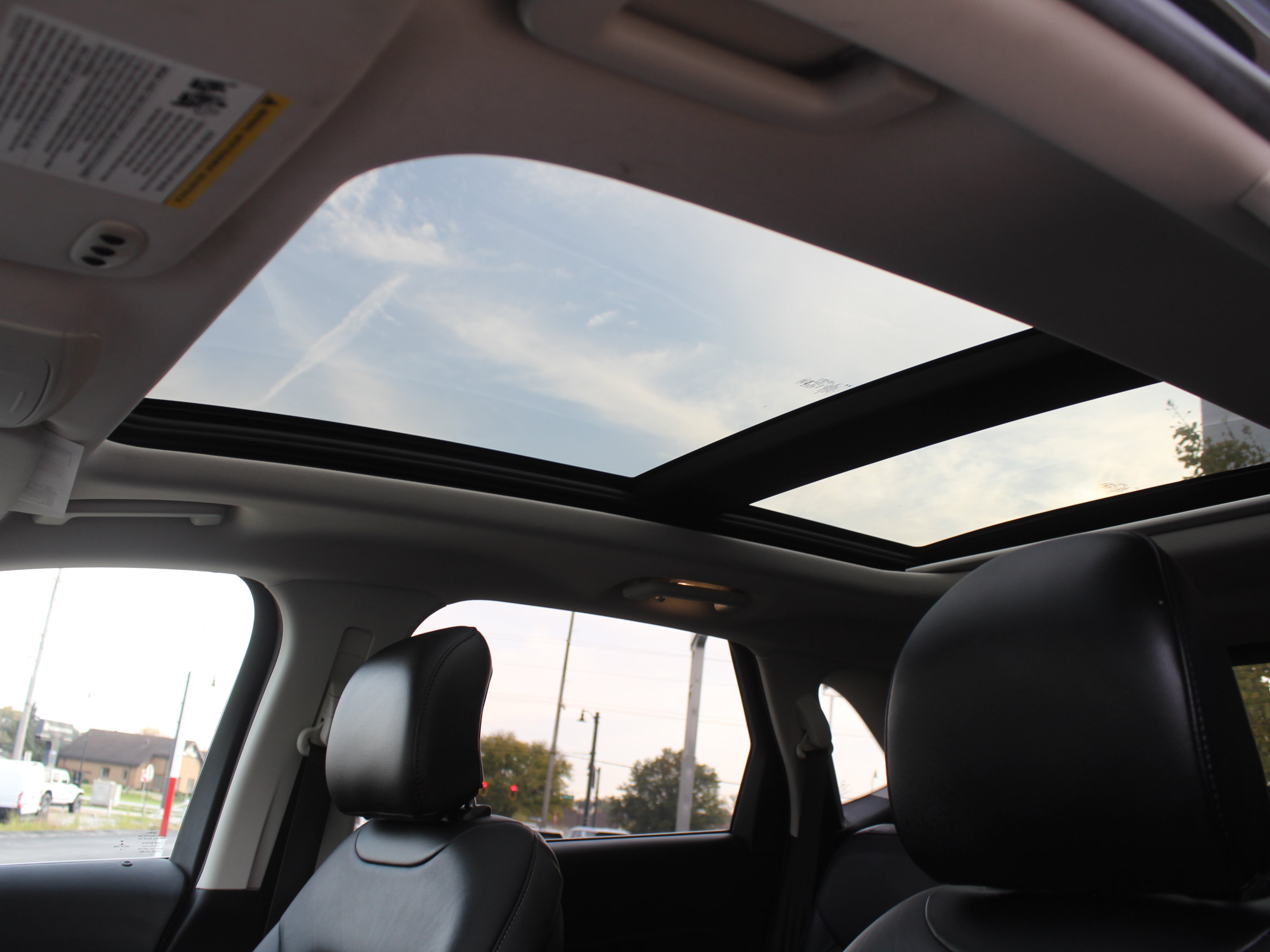 Used 2015 Ford Edge SEL w/ Equipment Group 201A FWD image 14