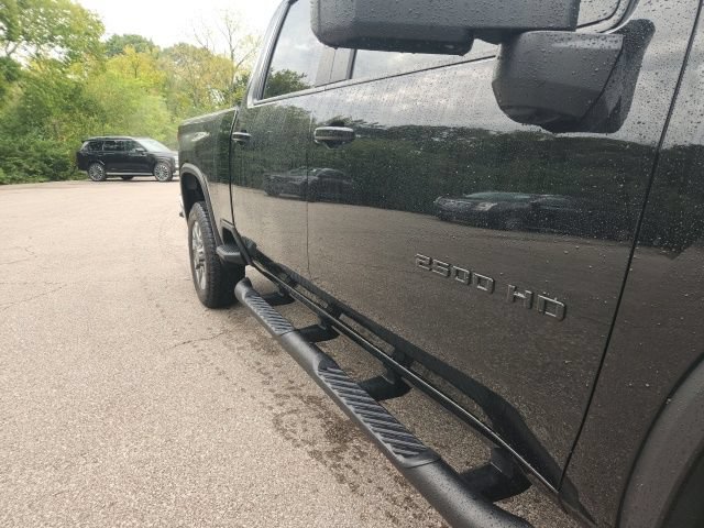 Used 2024 Chevrolet Silverado 2500 LT w/ All Star Edition AWD/4WD image 4