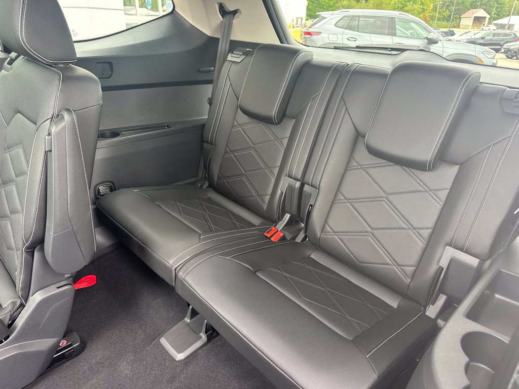 Used 2026 Volkswagen Atlas SE w/ Panoramic Sunroof Package AWD/4WD image 28