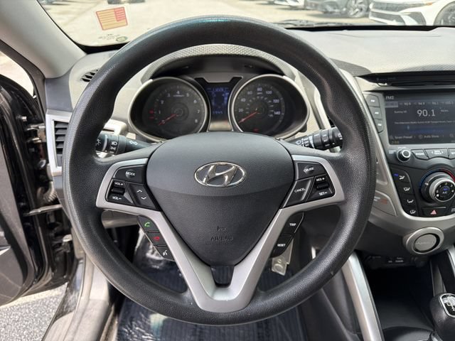 Used 2013 Hyundai Veloster FWD image 22