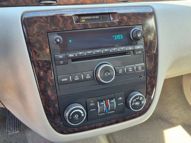Used 2013 Chevrolet Impala LT FWD image 12