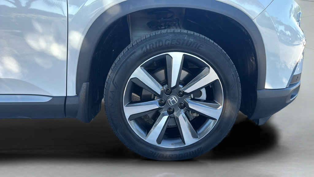 Used 2024 Honda Pilot Touring image 40