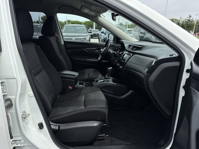 Used 2020 Nissan Rogue SV AWD/4WD image 27