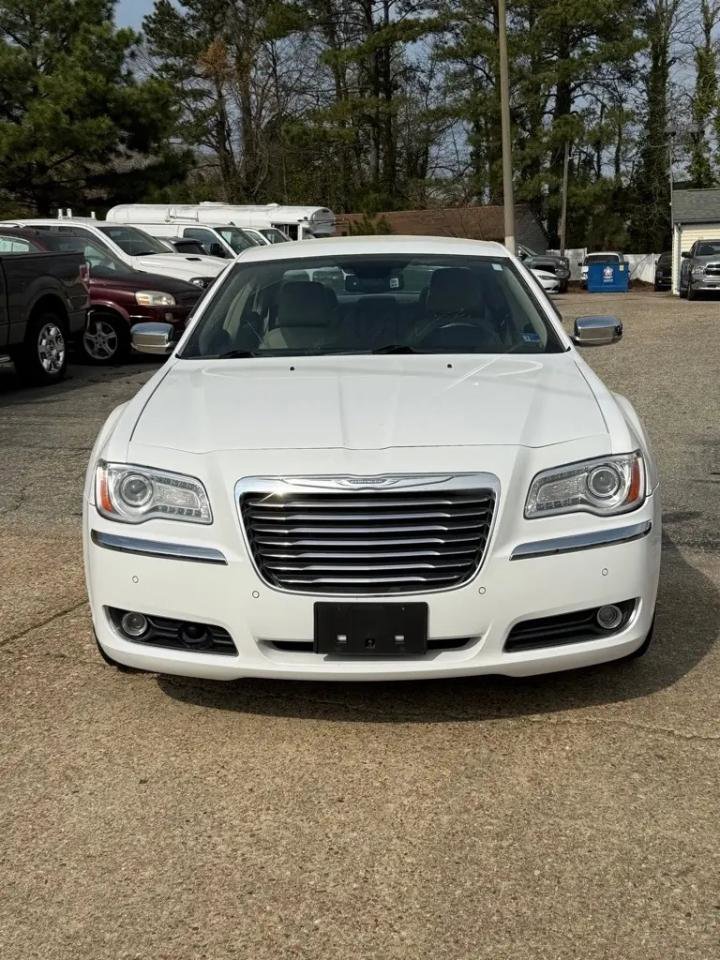 Used 2011 Chrysler 300 Limited w/ Sound Group RWD image 2