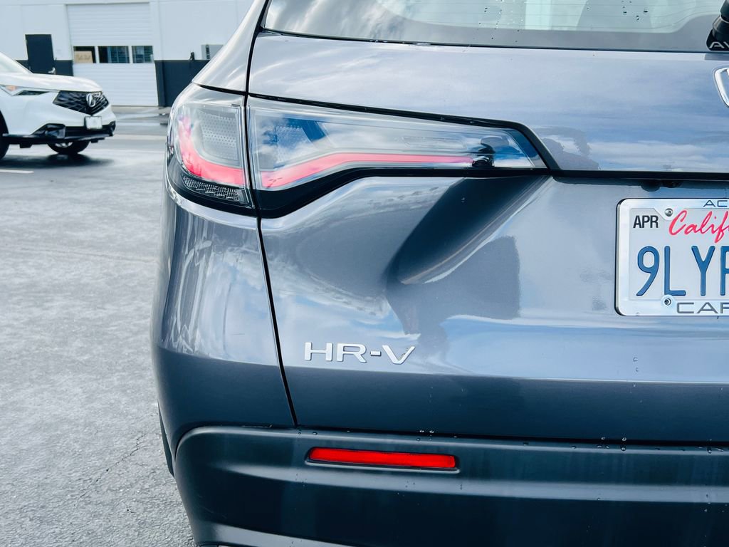 Used 2024 Honda HR-V LX image 11