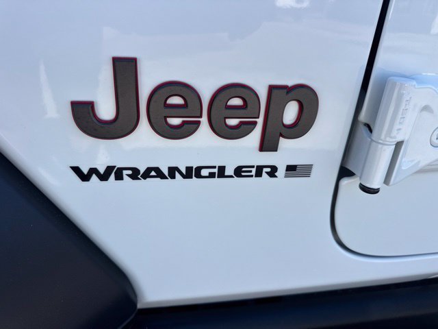 Used 2024 Jeep Wrangler Unlimited Rubicon AWD/4WD image 9
