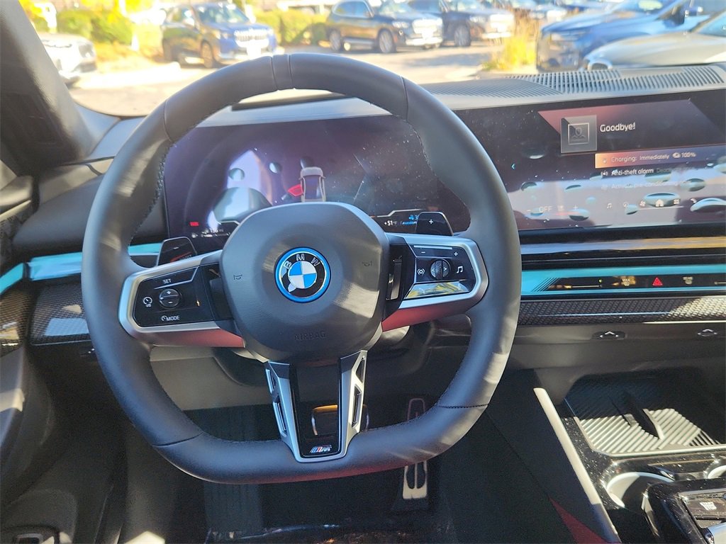 New 2026 BMW 550e xDrive w/ Premium Package image 29