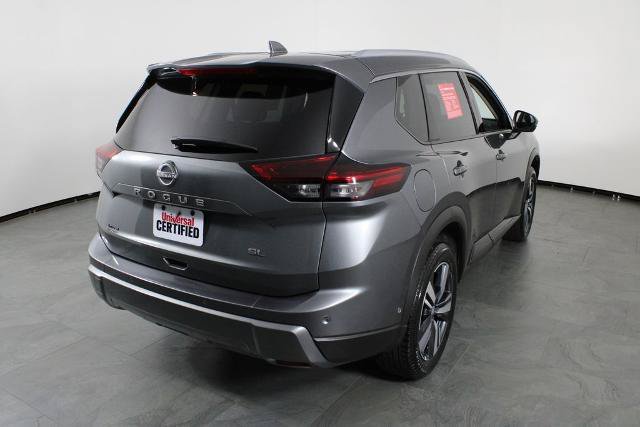 Certified 2026 Nissan Rogue SL FWD image 16
