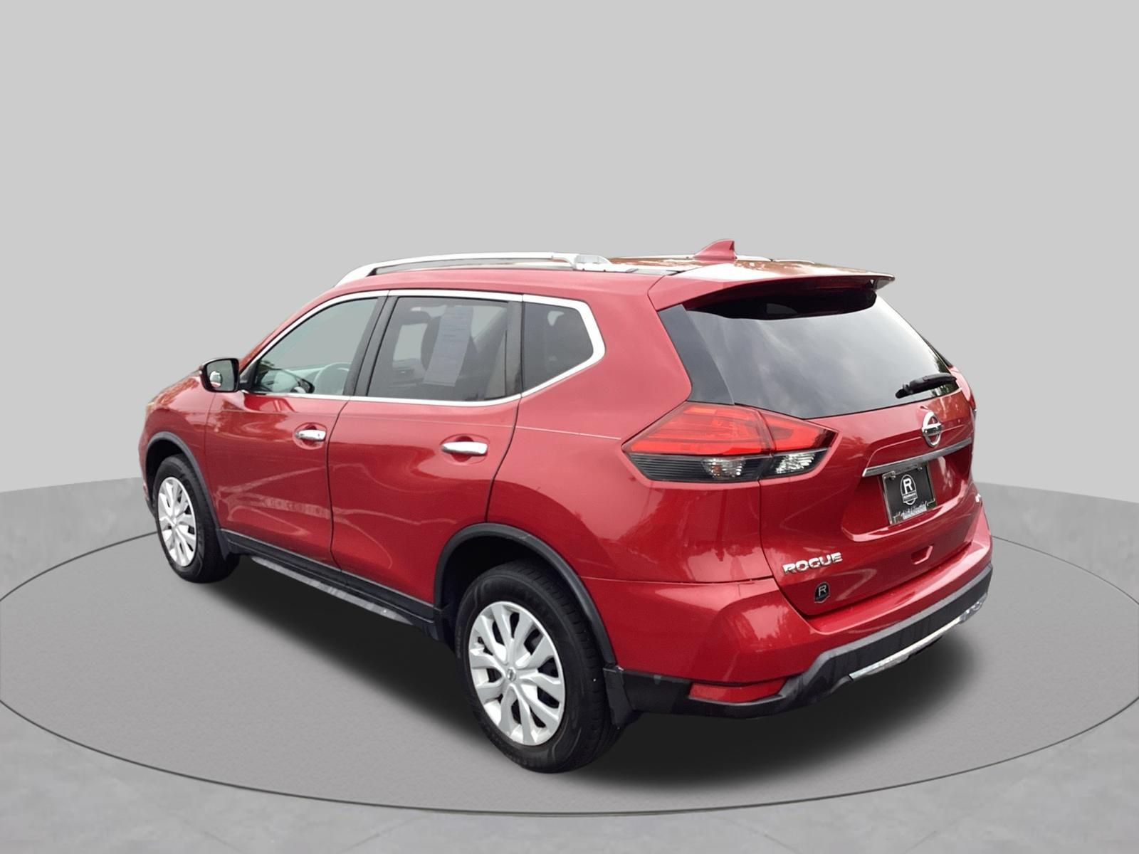 Used 2017 Nissan Rogue S w/ S Appearance Package AWD/4WD image 12