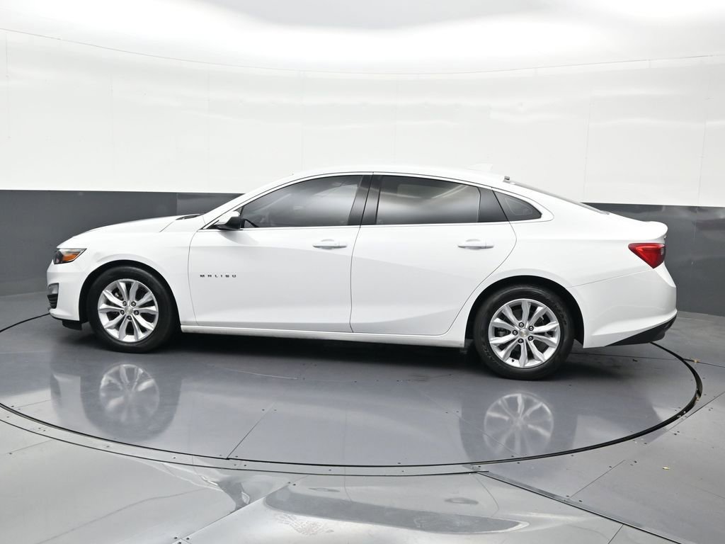 Used 2023 Chevrolet Malibu LT image 2