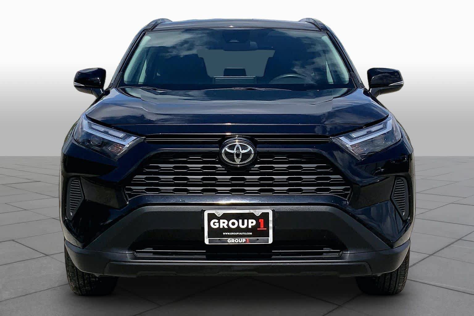 Used 2024 Toyota RAV4 XLE FWD image 3