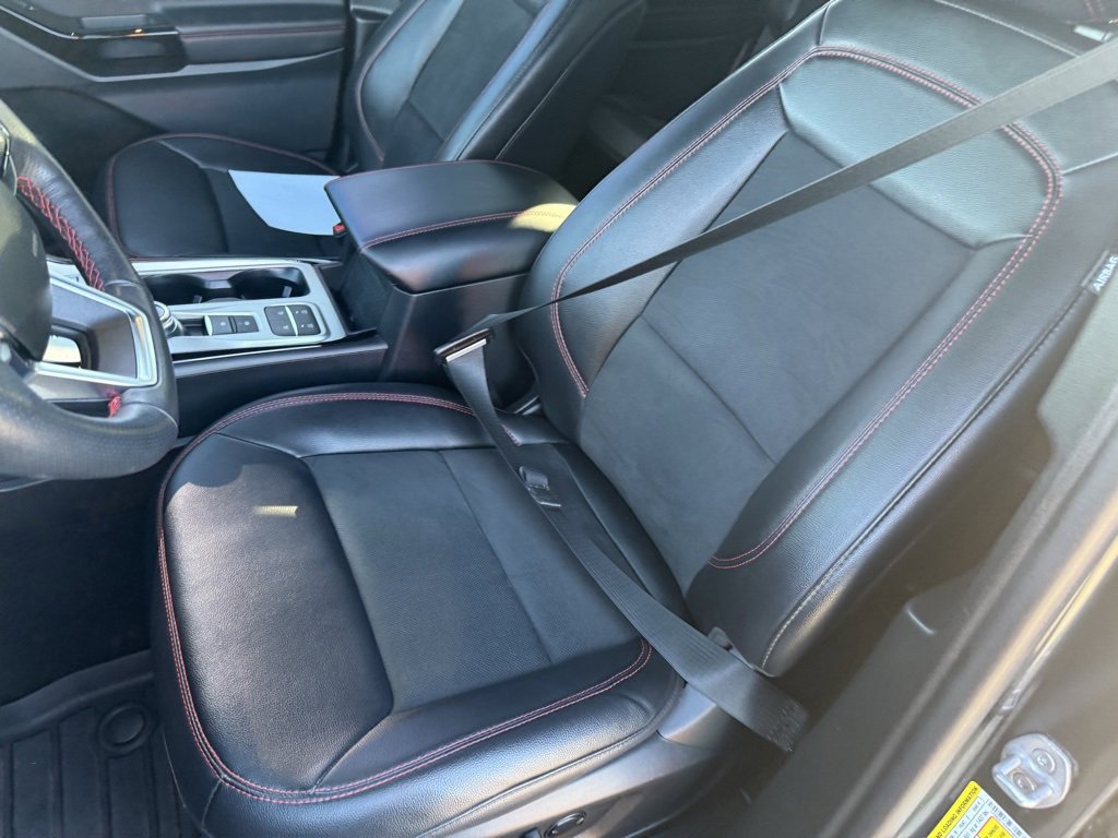 Used 2023 Ford Explorer ST-Line w/ Class IV Trailer Tow Package image 19