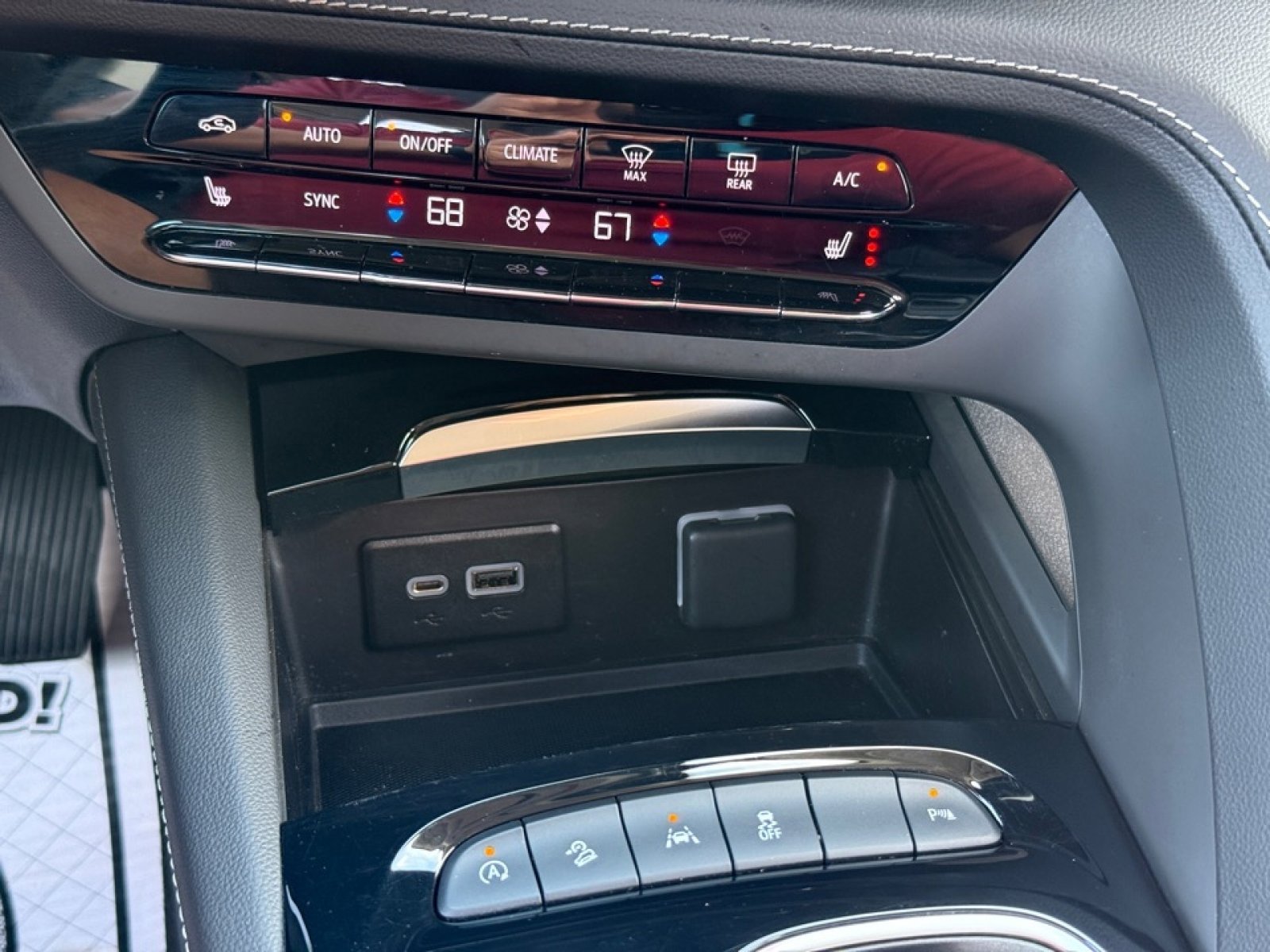 Used 2023 Buick Envision Preferred AWD/4WD image 16