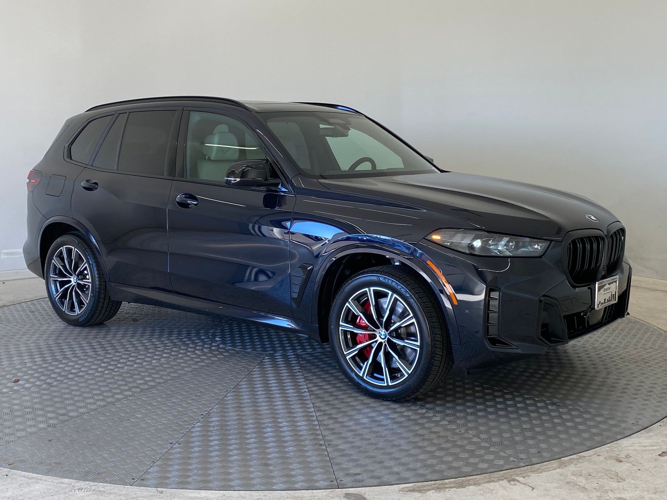 New 2026 BMW X5 M60i AWD/4WD image 7