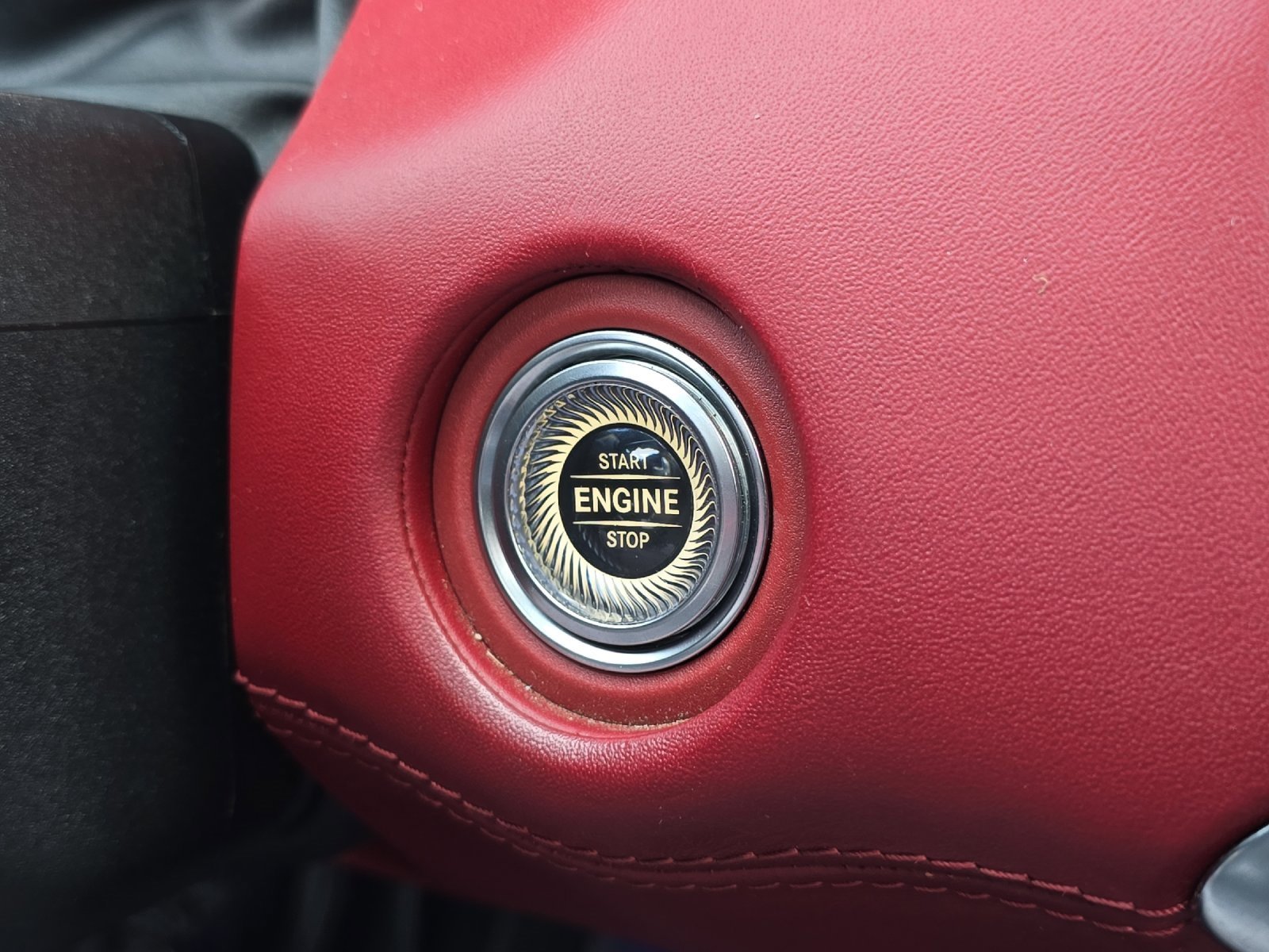 Used 2019 Mercedes-Benz S 560 Cabriolet image 22