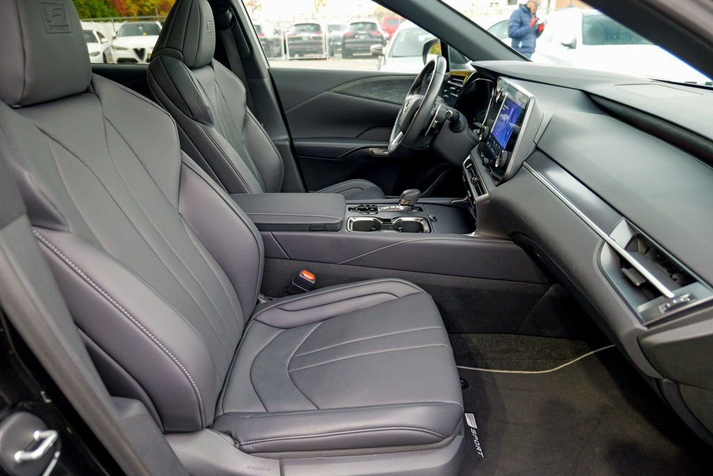 Used 2023 Lexus RX 350 F Sport image 37