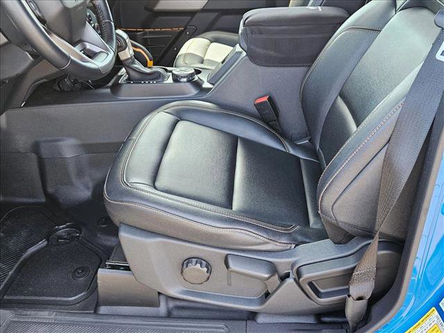 Used 2023 Ford Bronco Badlands image 15