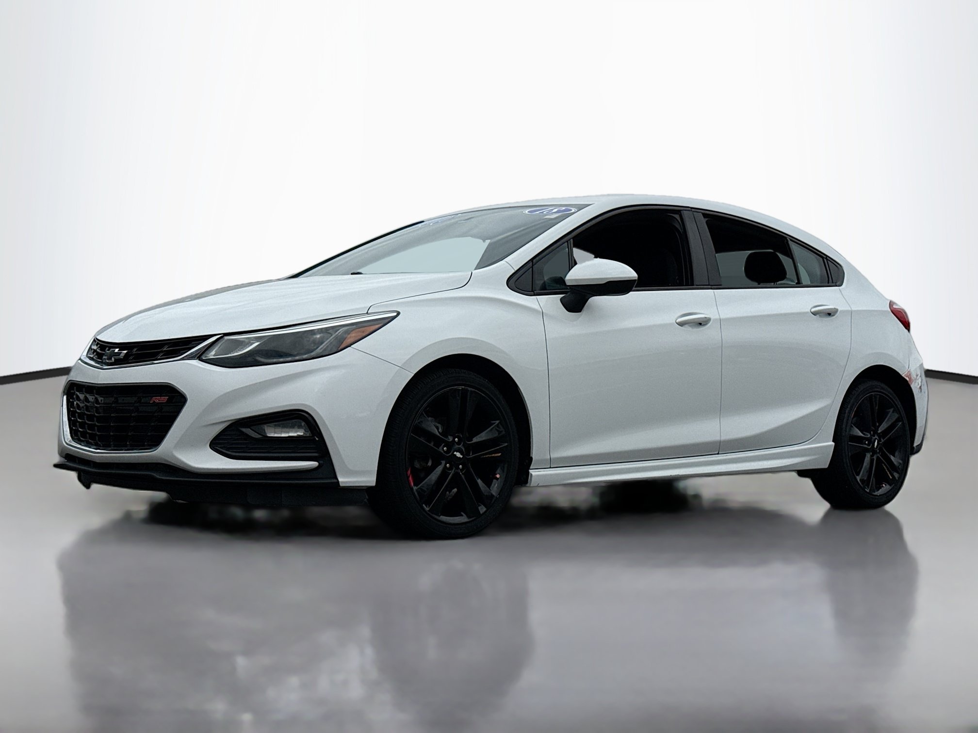 Used 2018 Chevrolet Cruze LT w/ Redline Edition FWD image 13