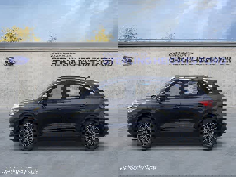 New 2026 Ford Escape SE image 3