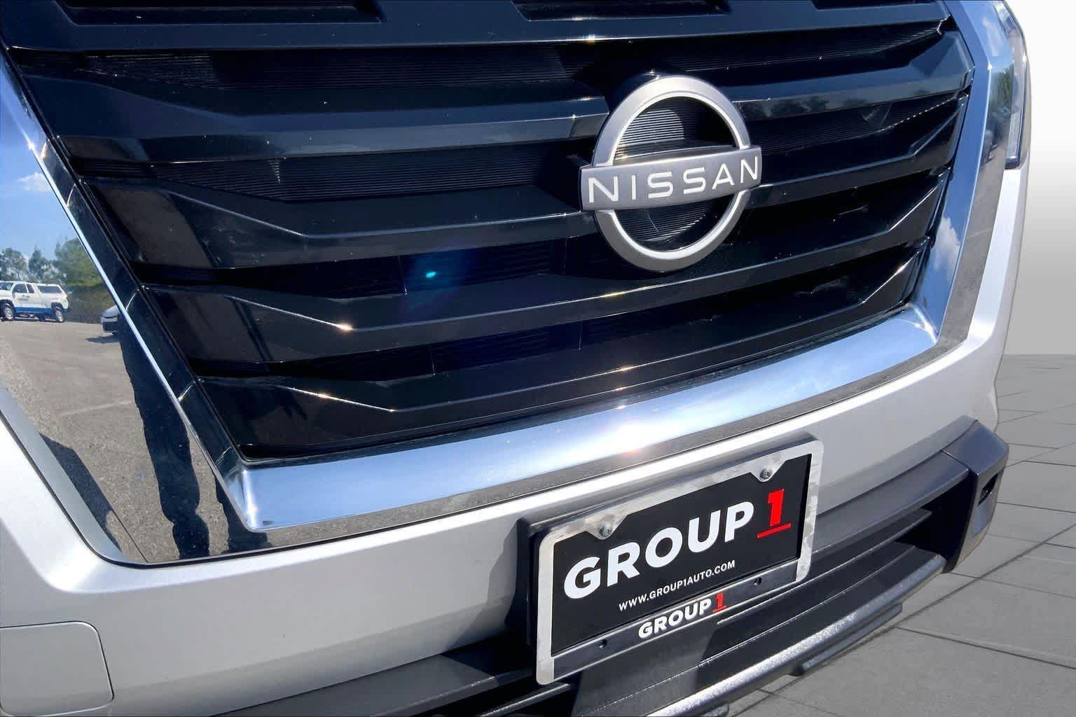 Used 2023 Nissan Pathfinder SV FWD image 29