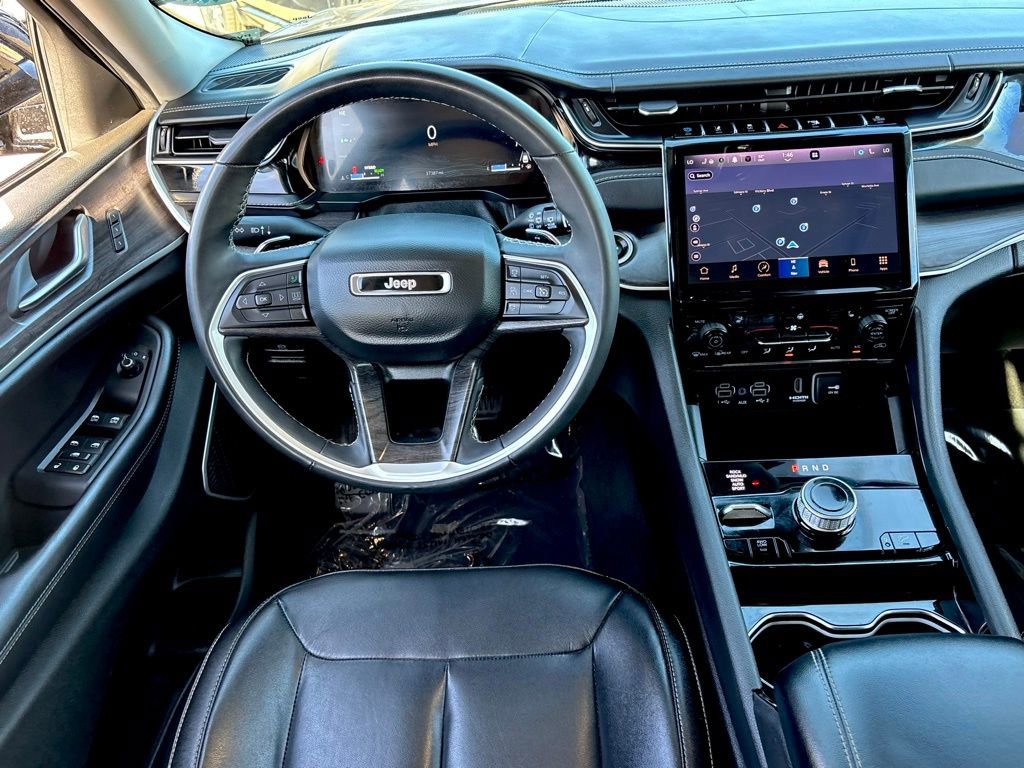 Used 2022 Jeep Grand Cherokee Limited 4xe image 14