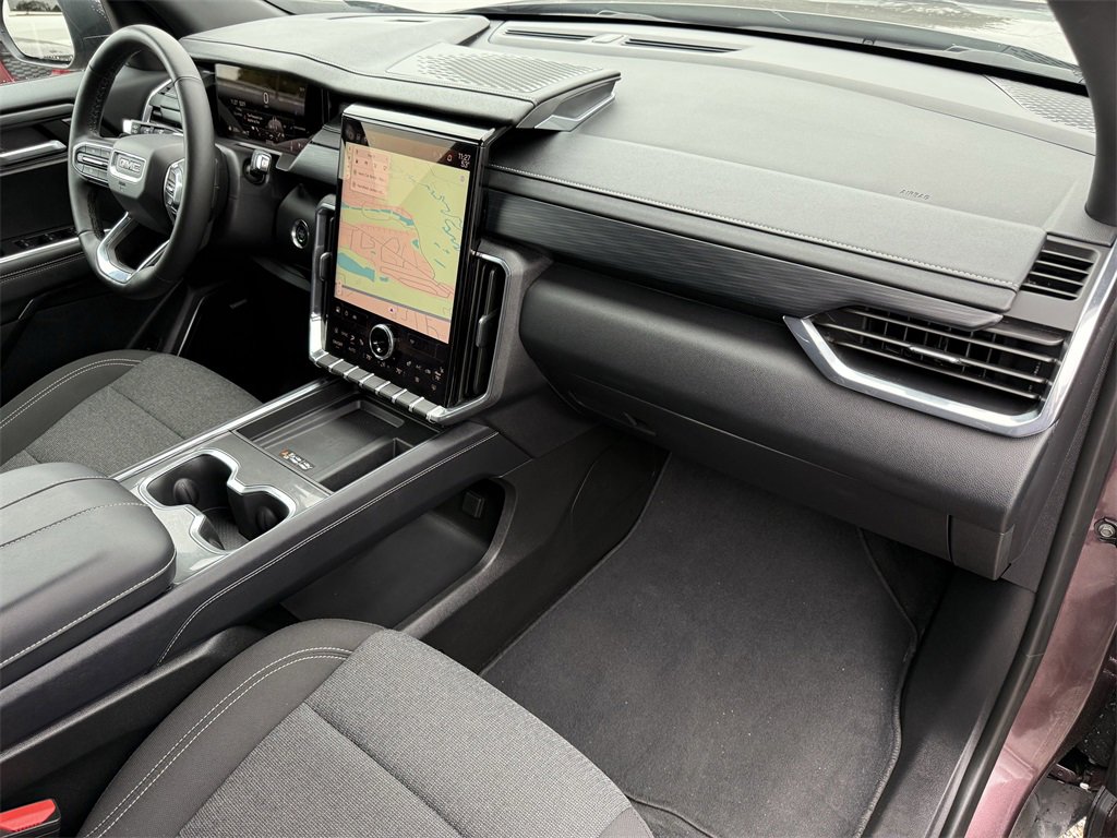 Used 2025 GMC Acadia Elevation image 42