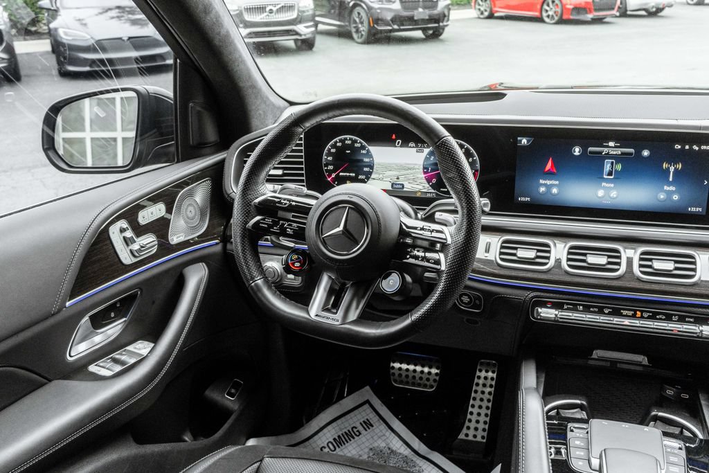 Used 2024 Mercedes-Benz GLS 63 AMG 4MATIC image 14