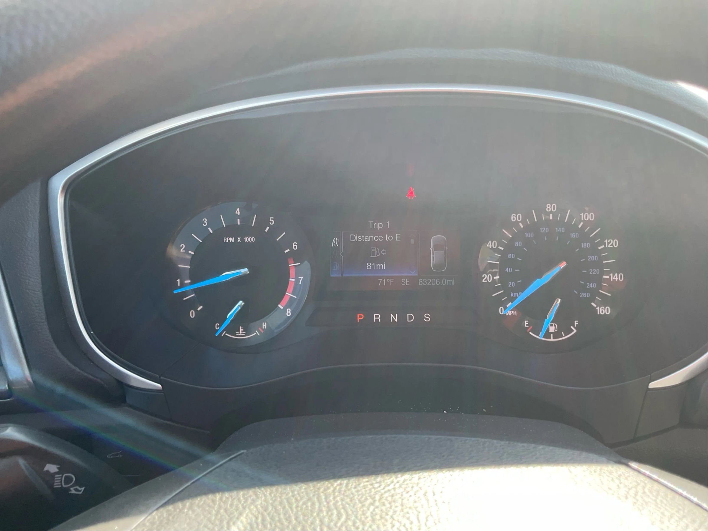 Used 2015 Ford Fusion SE image 14