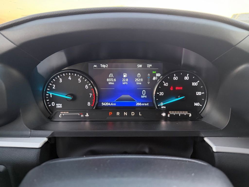 Used 2024 Ford Explorer XLT w/ Equipment Group 202A image 10