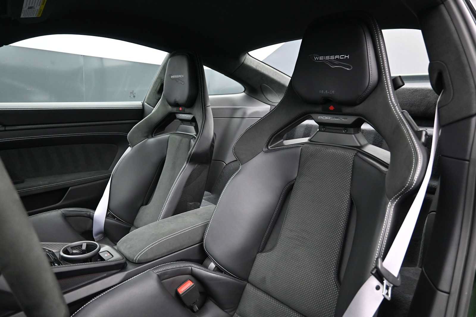 Certified 2026 Porsche 911 GT3 w/ Weissach Package RWD image 5