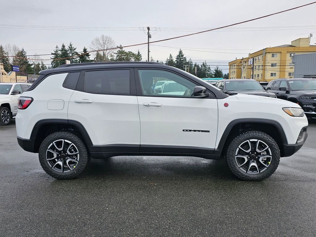 New 2026 Jeep Compass Trailhawk image 9