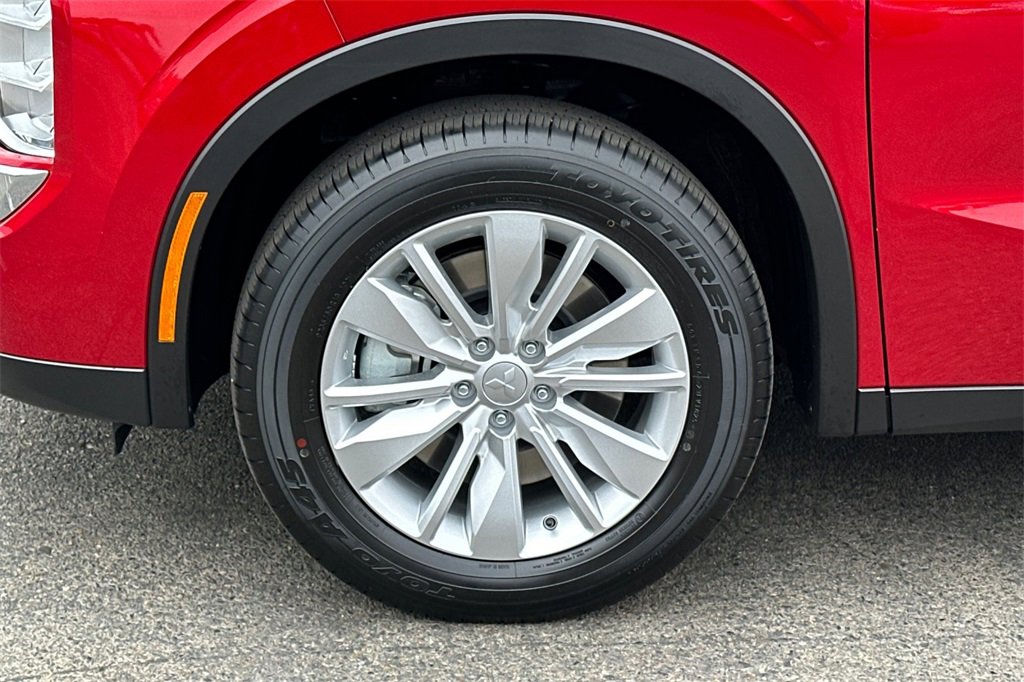 New 2025 Mitsubishi Outlander ES image 26