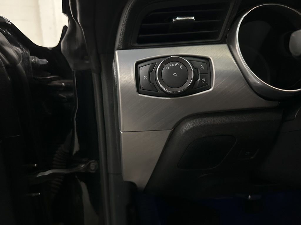 Used 2020 Ford Mustang GT Premium RWD image 30