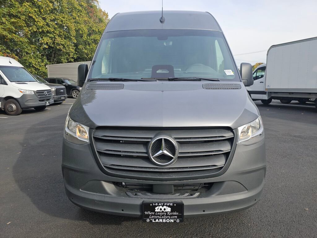 New 2025 Mercedes-Benz Sprinter 2500 image 9