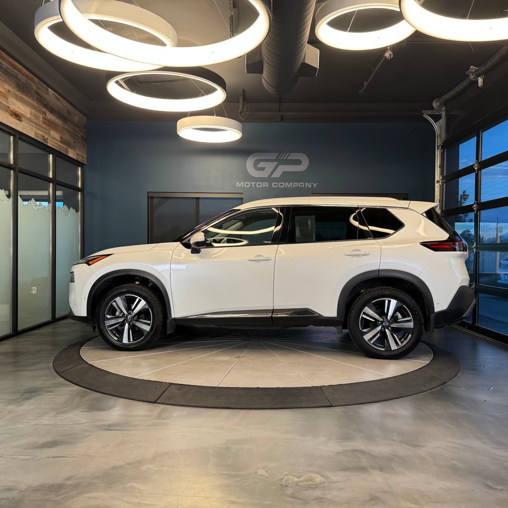 Used 2023 Nissan Rogue SL w/ SL Premium Package AWD/4WD image 6