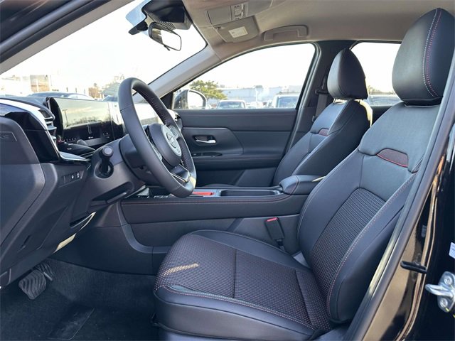 New 2026 Nissan Kicks SR image 16