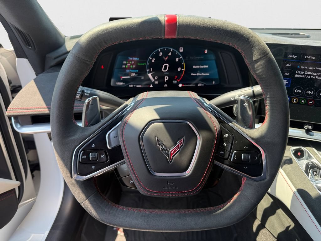 Used 2023 Chevrolet Corvette Stingray Premium Cpe w/ Z51 Performance Package RWD image 16