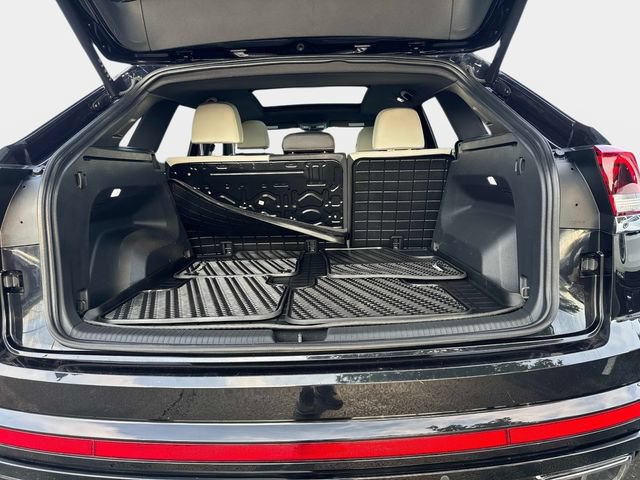 Used 2024 Volkswagen Atlas Cross Sport SEL Premium R-Line AWD/4WD image 5