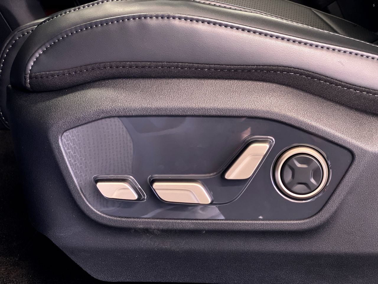 New 2027 Kia Telluride SX FWD image 17