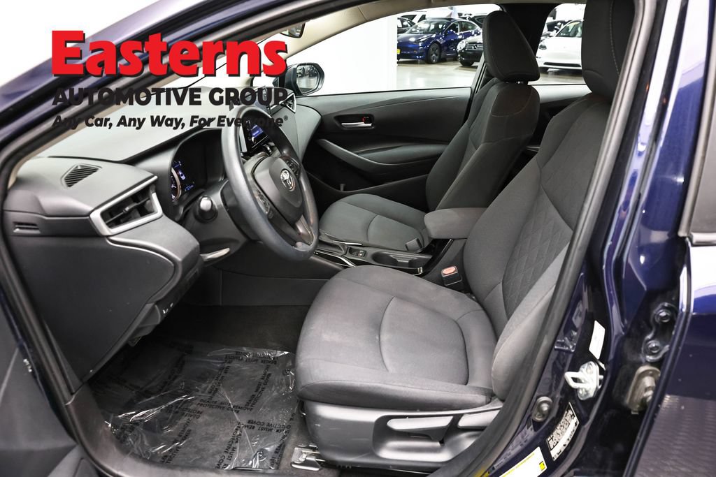 Used 2021 Toyota Corolla LE FWD image 13