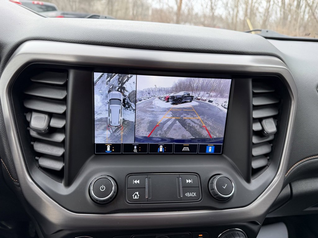 Used 2023 GMC Acadia AT4 w/ Technology Package image 26