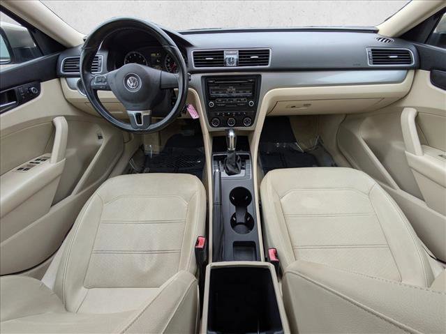 Used 2015 Volkswagen Passat 1.8T Wolfsburg Edition image 24