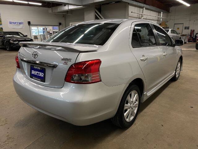 Used 2009 Toyota Yaris S FWD image 5